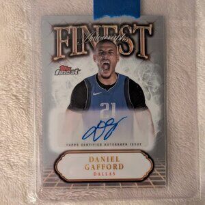 O1 TOPPS Finest Autographs Mavericks Daniel Gafford Card #FA-DG